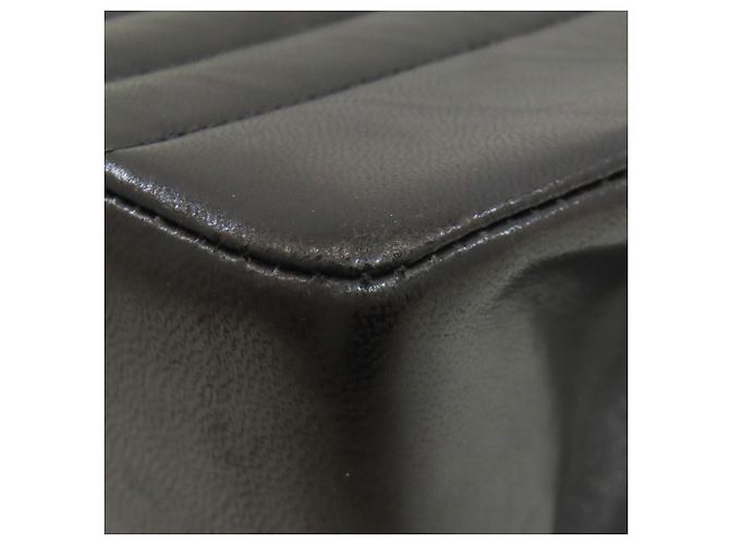 Chanel Mademoiselle Schultertasche mit Kette Schwarz - Ansicht 24
