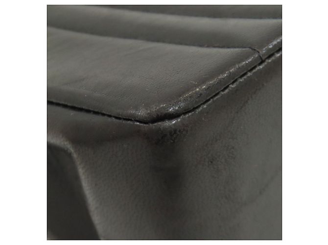 Chanel Mademoiselle Schultertasche mit Kette Schwarz - Ansicht 25