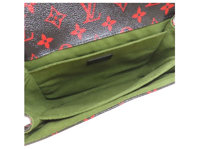 Borsa Louis Vuitton Pochette Metis MM Enfla Rouge - vista 5