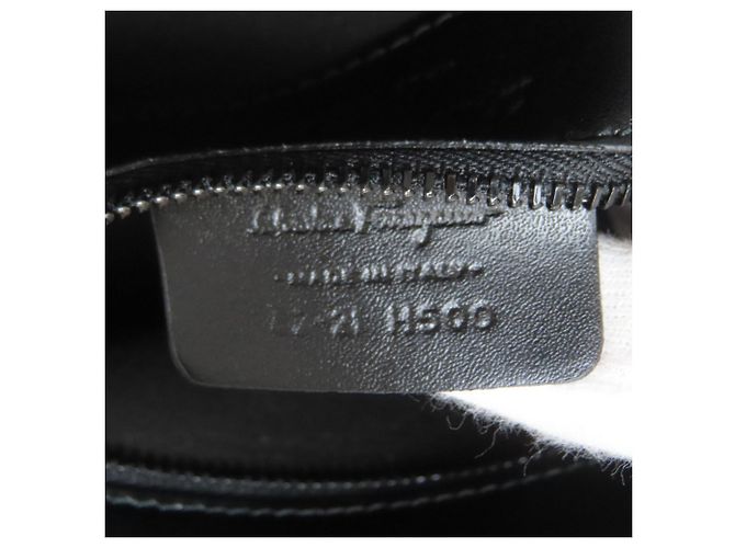 Borsa Tote Vara Ribbon di Salvatore Ferragamo - vista 7