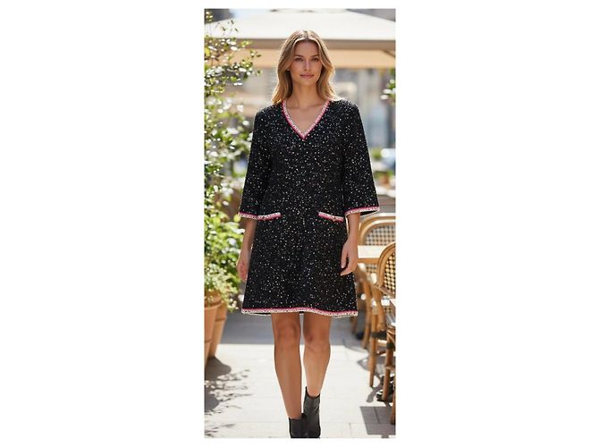 Robe en tricot à sequins multicolore noire, rose et blanche Chanel 24C FR 40 Argenté Métallisé - vue 2