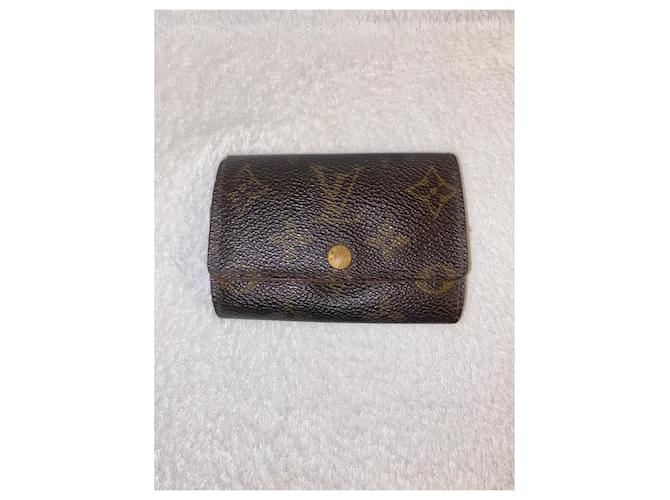 Llave Monogram de Louis Vuitton Castaño - vista 2