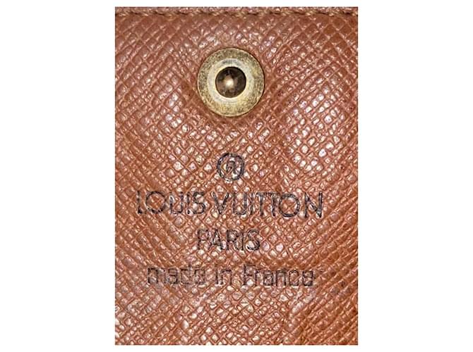 Llave Monogram de Louis Vuitton Castaño - vista 4