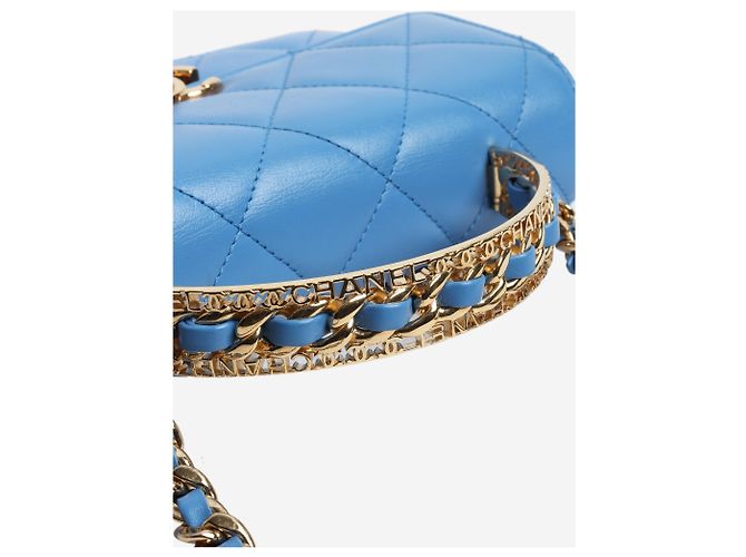 Chanel Pequena bolsa transversal de couro de cordeiro azul acolchoada - vista 8