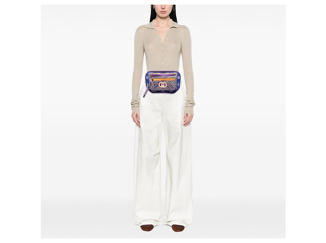 Marsupio in nylon e gomma GG blu di Gucci - vista 7
