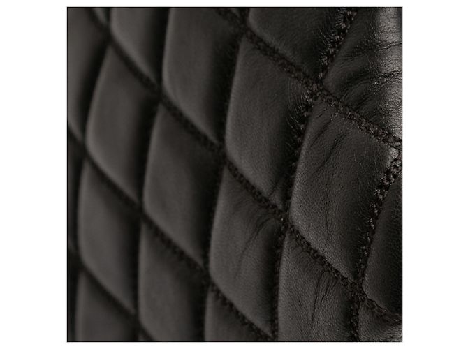 Clutch Chanel nera media in pelle di agnello e vitello trapuntata con perle O Beige - vista 9