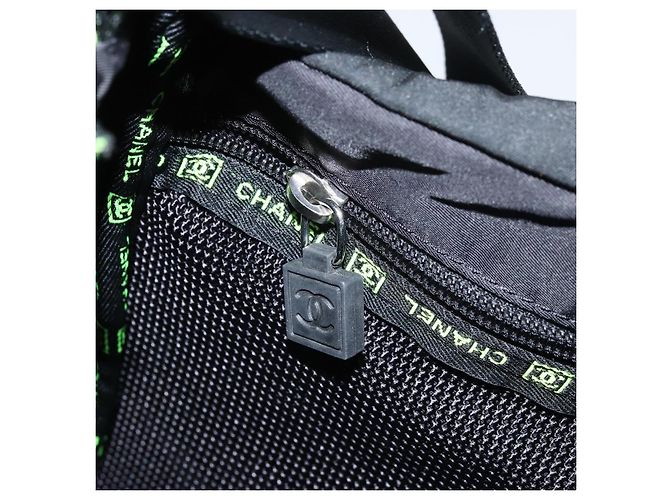 Borsa a spalla CHANEL Sports Line in nylon nero CC Auth BA9965 - vista 23