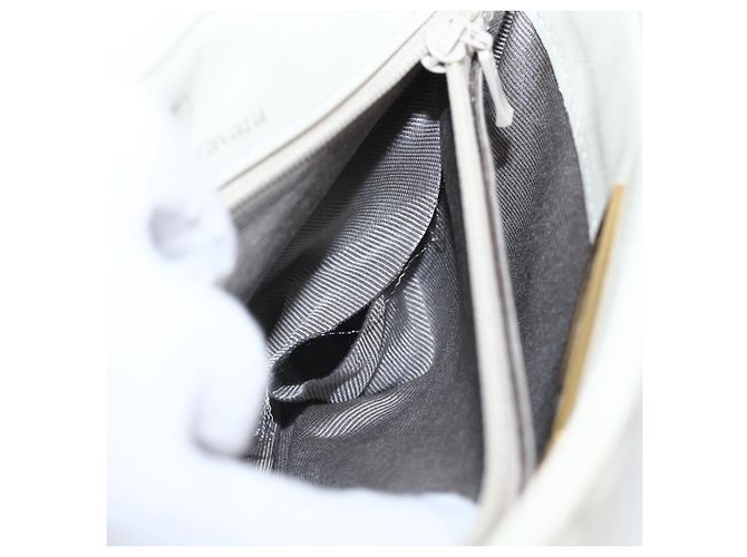 Valentino Borsa a Spalla in Pelle Bianca e Oro Auth 173552 Bianco D'oro - vista 20