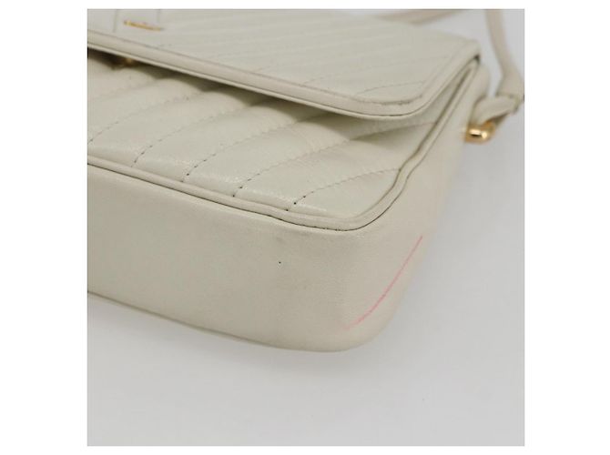 Valentino Borsa a Spalla in Pelle Bianca e Oro Auth 173552 Bianco D'oro - vista 9