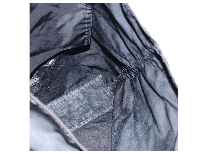 Prada Tote Bag aus schwarzem Nylon mit Silber authentisch 173530 - Ansicht 19