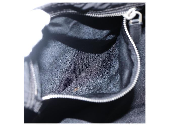 Prada Tote Bag aus schwarzem Nylon mit Silber authentisch 173530 - Ansicht 22