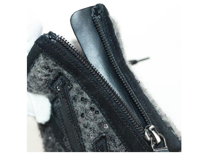 Sneakers Alte LOUIS VUITTON in Lana e Tela Nera LV Auth 158597M Nero - vista 18