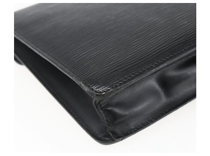 LOUIS VUITTON Epi Serie Dragonne Clutch Bag Nero M52612 LV Auth LNZ266 - vista 16