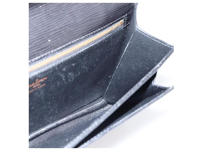 LOUIS VUITTON Epi Serie Dragonne Clutch Bag Nero M52612 LV Auth LNZ266 - vista 19