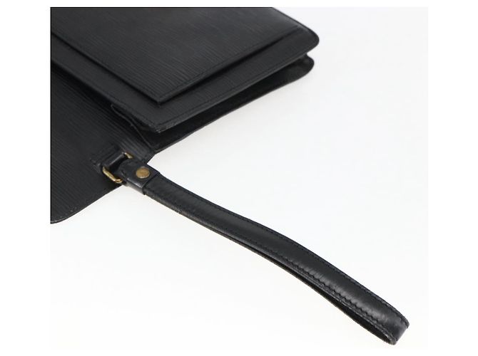 LOUIS VUITTON Epi Serie Dragonne Clutch Bag Nero M52612 LV Auth LNZ266 - vista 8