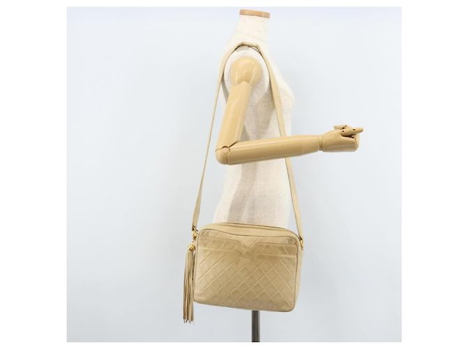 Borsa a spalla in pelle matelassé CHANEL con catena beige oro CC Auth 173120A D'oro - vista 25