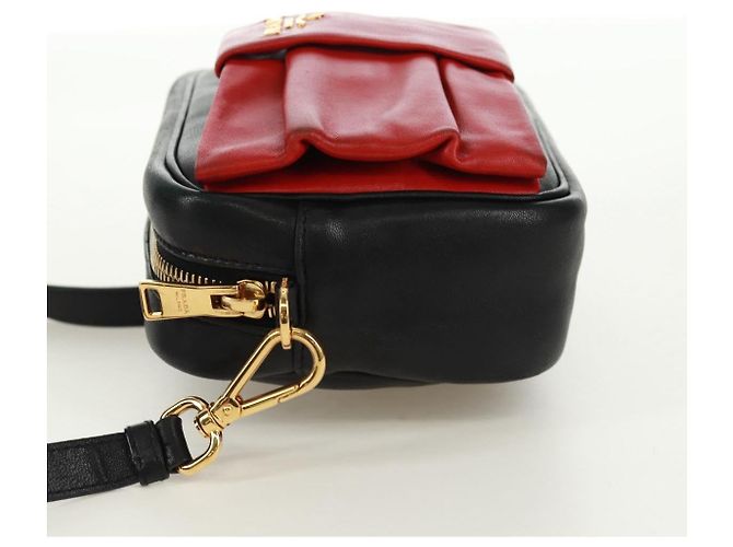 Ribbon Borsa a Spalla in Pelle PRADA con Nastro Nero Rosso Oro Auth 171555V D'oro - vista 3