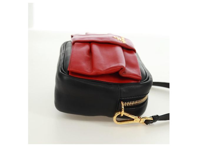 Ribbon Borsa a Spalla in Pelle PRADA con Nastro Nero Rosso Oro Auth 171555V D'oro - vista 4
