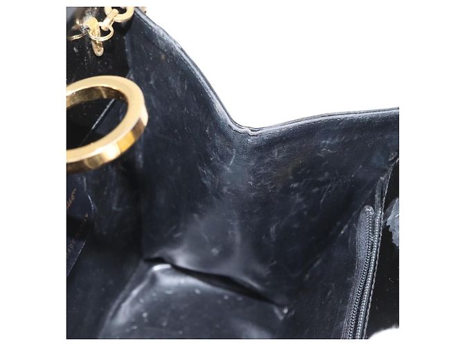 Borsa Gancini Chain Salvatore Ferragamo in pelle verniciata nera e oro Auth LNZ268 - vista 19