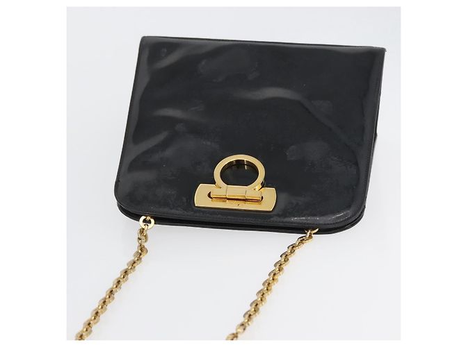 Borsa Gancini Chain Salvatore Ferragamo in pelle verniciata nera e oro Auth LNZ268 - vista 7