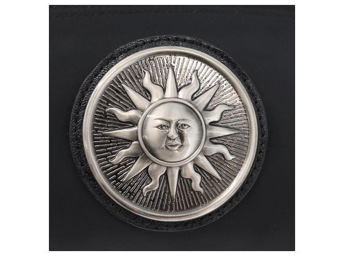 Borsa a mano VERSACE Sunburst in nylon nero e argento Auth am10693 - vista 17