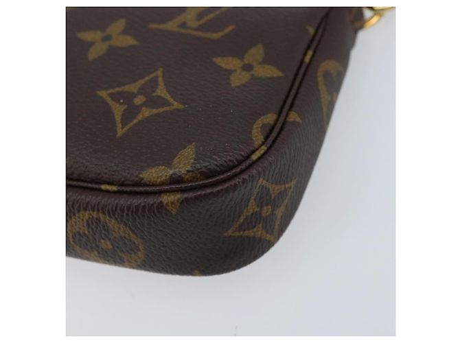 LOUIS VUITTON Vivienne Mini Pochette Accessoires Pouch M69976 LV Auth 173256SAM Monograma - vista 15
