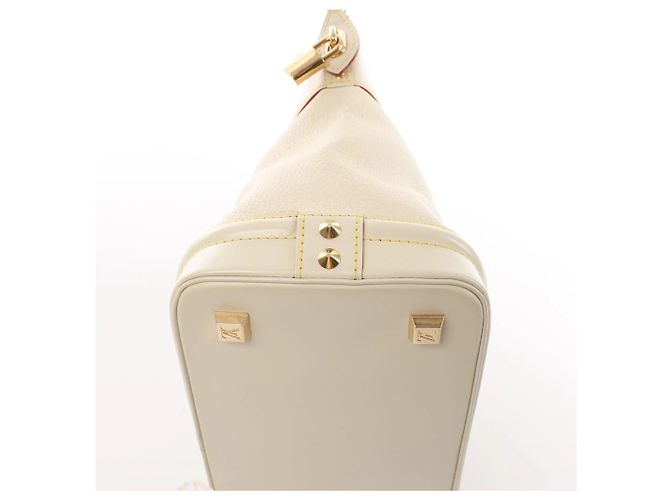 Borsa Lockit PM Suhali in pelle bianca M91887 di Louis Vuitton Beige - vista 10
