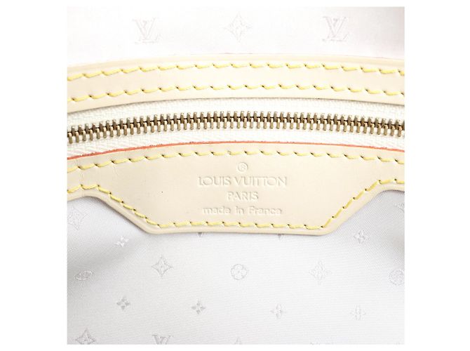 Borsa Lockit PM Suhali in pelle bianca M91887 di Louis Vuitton Beige - vista 13