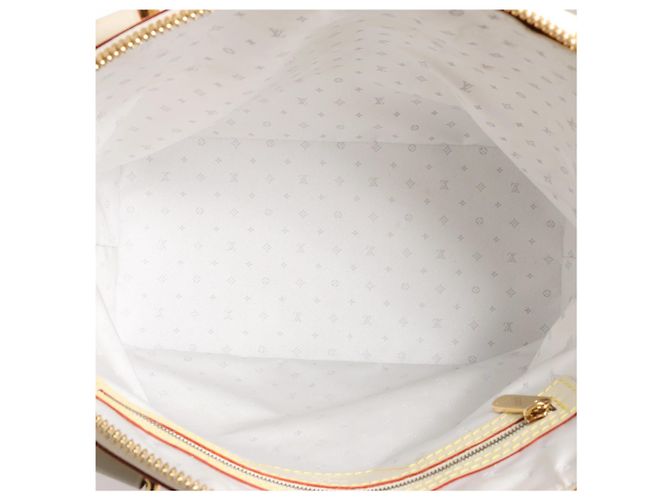Borsa Lockit PM Suhali in pelle bianca M91887 di Louis Vuitton Beige - vista 16