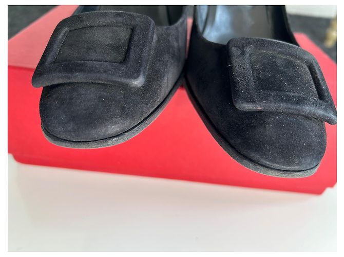 Décolleté Roger Vivier New Buck 75 in suede nero - vista 10