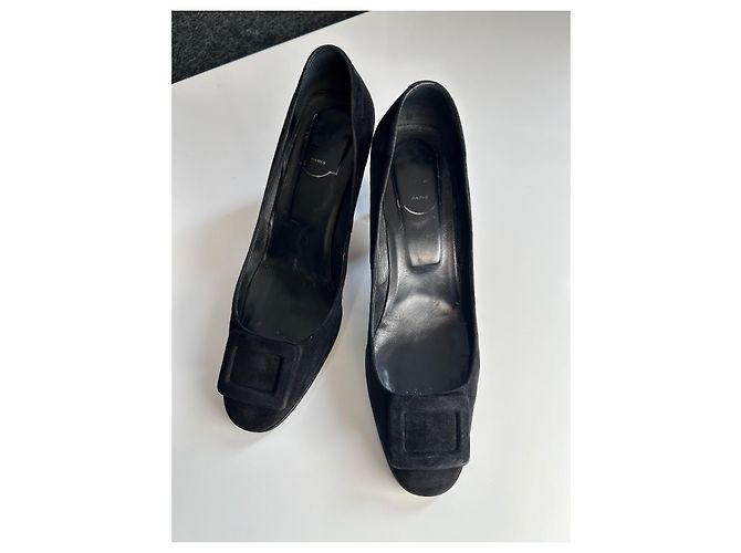 Décolleté Roger Vivier New Buck 75 in suede nero - vista 4