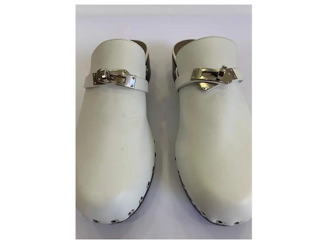 Hermès Carlotta Clogs White Leather - view 3