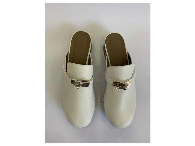 Hermès Carlotta Clogs White Leather - view 4