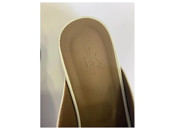 Hermès Carlotta Clogs White Leather - view 5