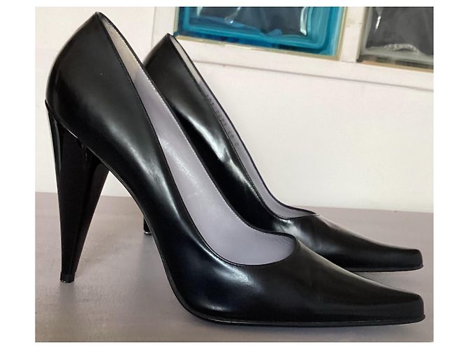 Décolleté Gucci in pelle nera Tom Ford Era Nero - vista 2