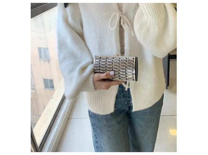 Clutch Judith Leiber Goddess in Metallo Argento e Pitone - vista 10
