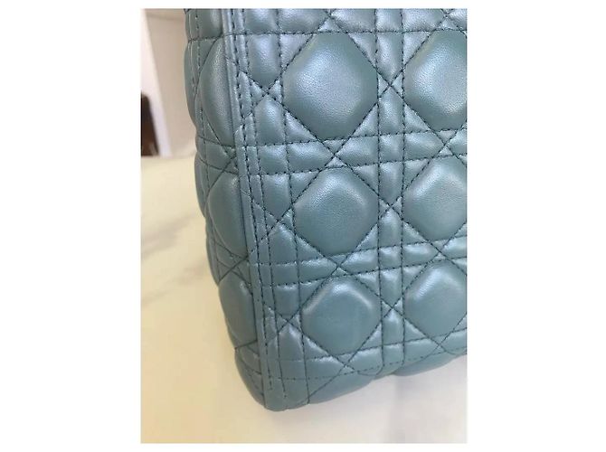 Dior Lady Dior Medium Borsa in pelle trapuntata verde oliva - vista 12