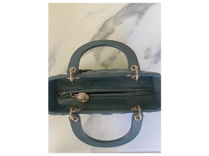 Dior Lady Dior Medium Borsa in pelle trapuntata verde oliva - vista 5