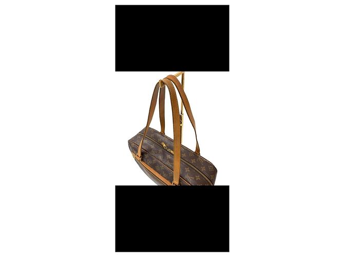 Borsa Cité Louis Vuitton in Tela Monogramma Marrone - vista 18