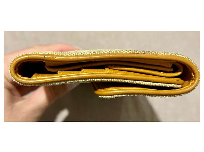 Cartera Louis Vuitton Monogram Amarillo - vista 5