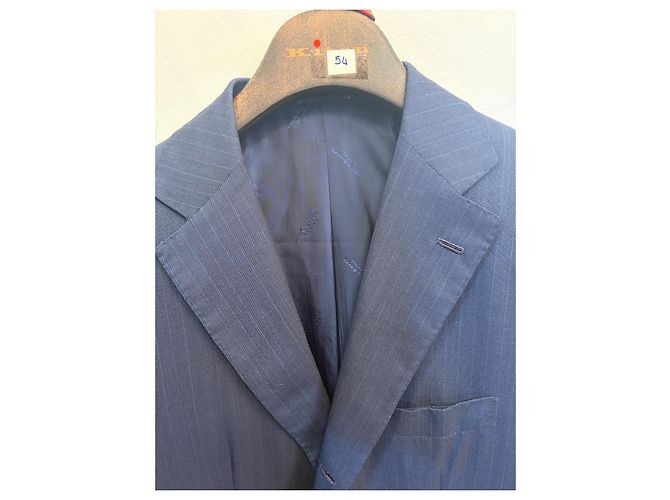 Traje Kiton - vista 6