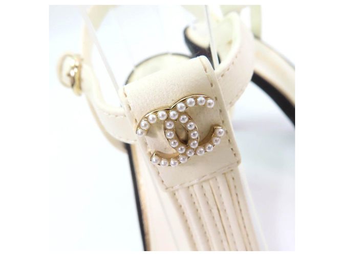 Timeless Sandali in pelle COCO Mark di Chanel Bianco - vista 9