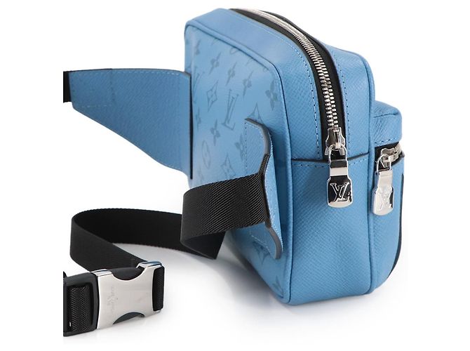 Bumbag Louis Vuitton Taiga Rama Outdoor Blu RFID - vista 3