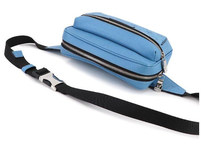 Bumbag Louis Vuitton Taiga Rama Outdoor Blu RFID - vista 5