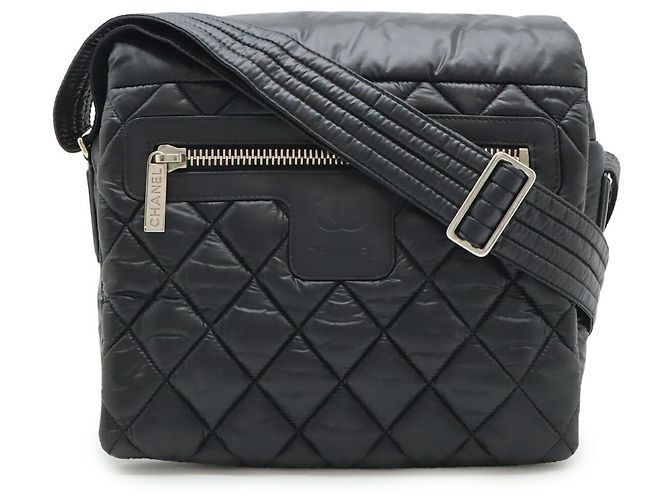 CHANEL Borsa a Spalla Piccola Coco Cocoon Matelassé in Nylon e Pelle, Nera, Nero - vista 2