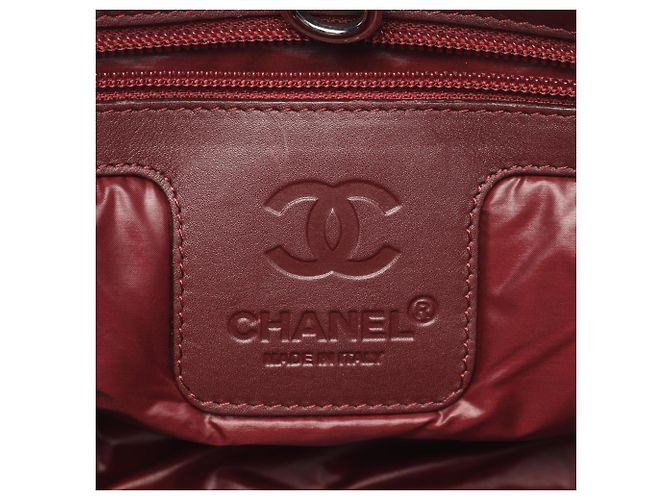 CHANEL Borsa Tote Piccola Coco Cocoon, Nylon e Pelle, Donna, Nero/Bordeaux - vista 4