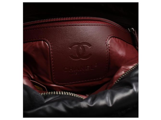 Borsa Chanel Coco Cocoon in nylon e pelle, nera. Nero - vista 4