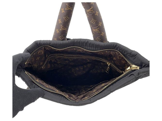 Coussin Zaino Louis Vuitton in nylon riciclato/Monogramma LV cuscino in nero - vista 5