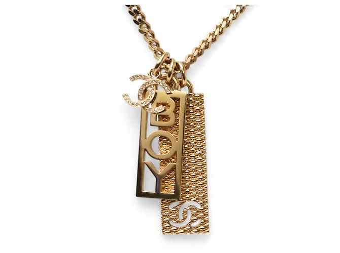 Collana Lunga con Pendente BOY CHANEL Boy Coco CC Tag Oro D'oro - vista 2
