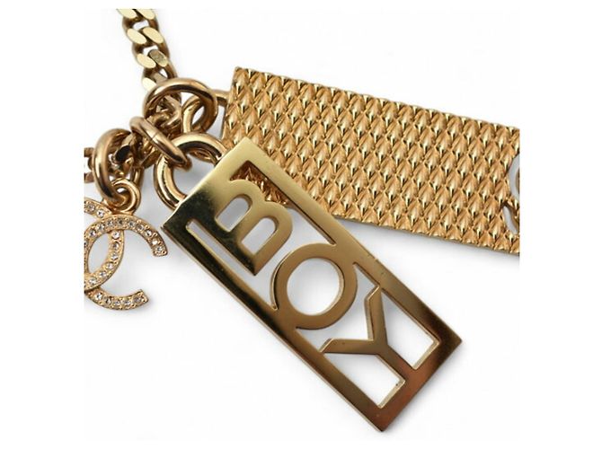 Collana Lunga con Pendente BOY CHANEL Boy Coco CC Tag Oro D'oro - vista 5